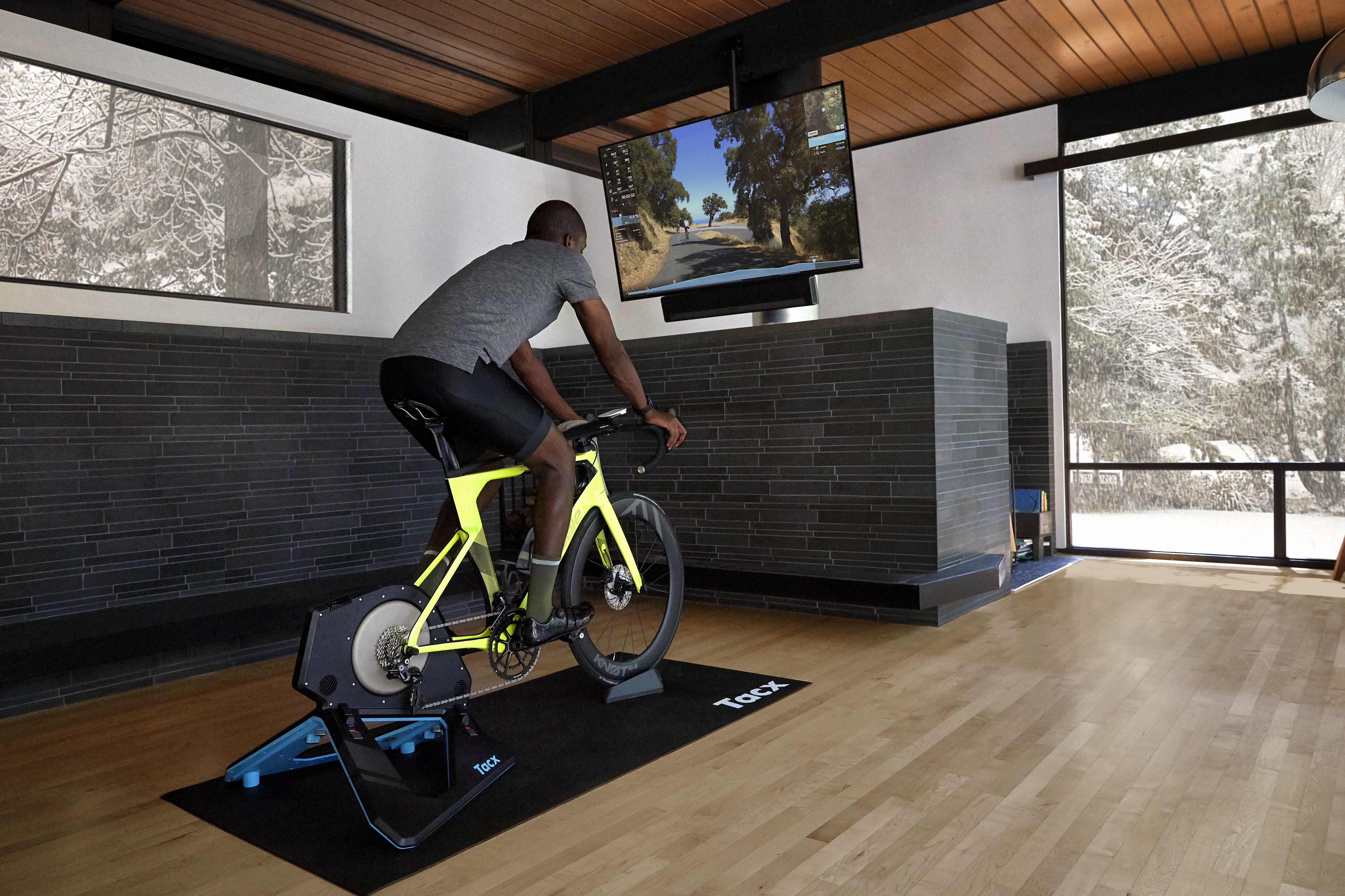 Treeningpukk Tacx NEO 2T Smart, T2875 Standard komplekt